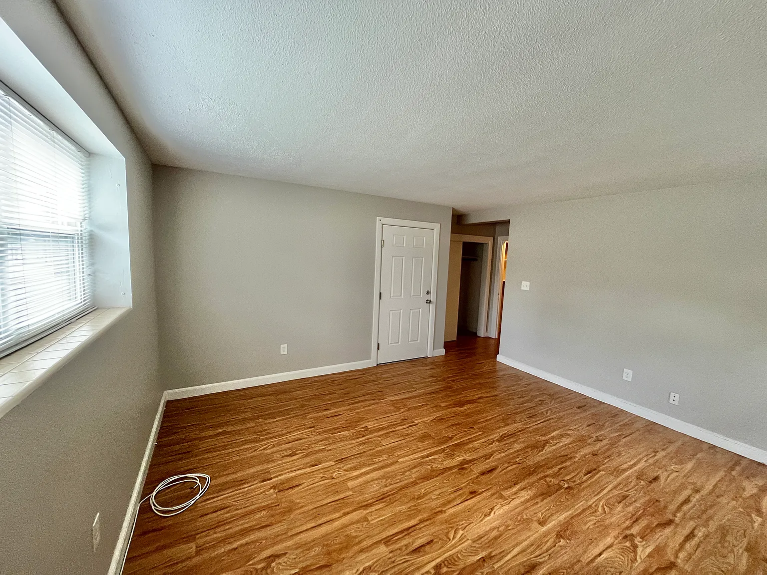 1 bed, $2,200 — Photo 2