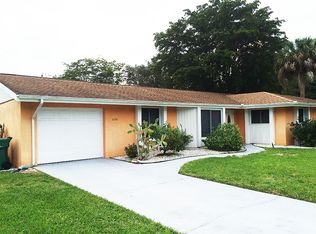 636 110th Ave N, Naples, FL 34108