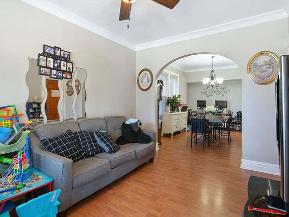 2nd image of 3402 W Beach Ave #1