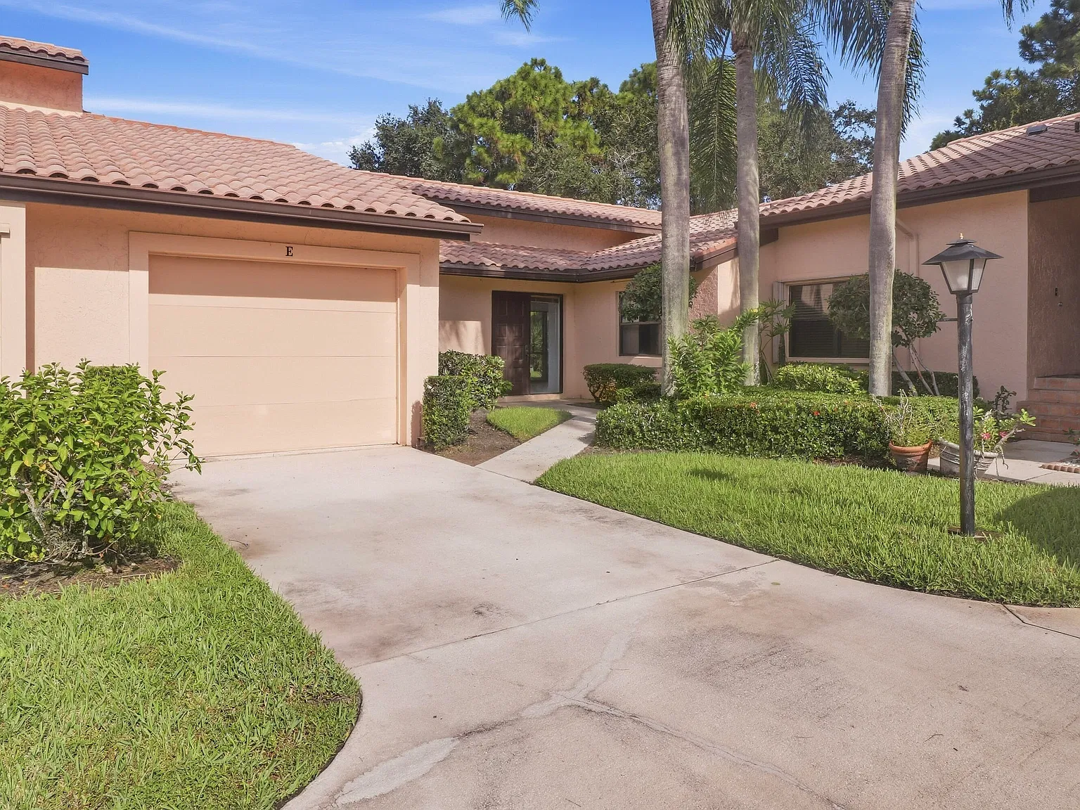 2 bed, 2.5 bath, 1503 sqft, $2,800 — Photo 1