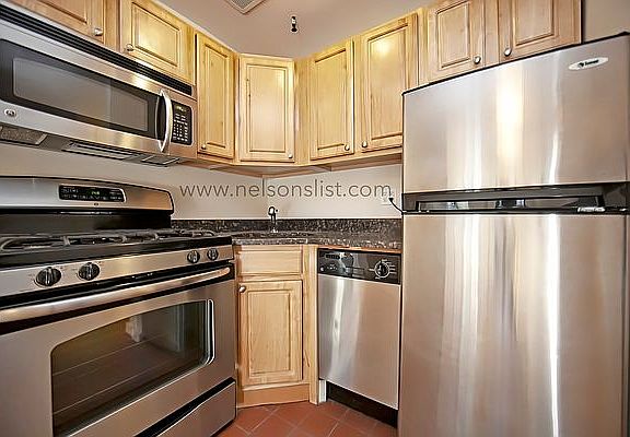 2nd image of 99 Prospect Park W #1