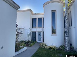 4045 Valley Green Cir, Riverton, WY 82501
