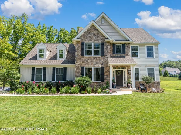 1479 Saratoga Cir Unit 13, Breinigsville, PA 18031