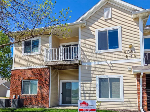 6030 Bremen Ct, Johnston, IA