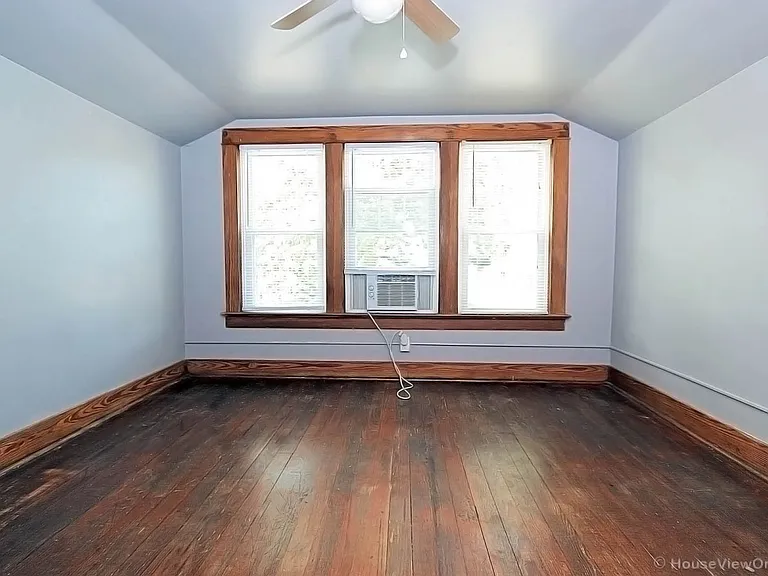 1511 Whitener St — Photo 19