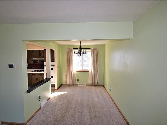 5th image of 32932 Alva Dr