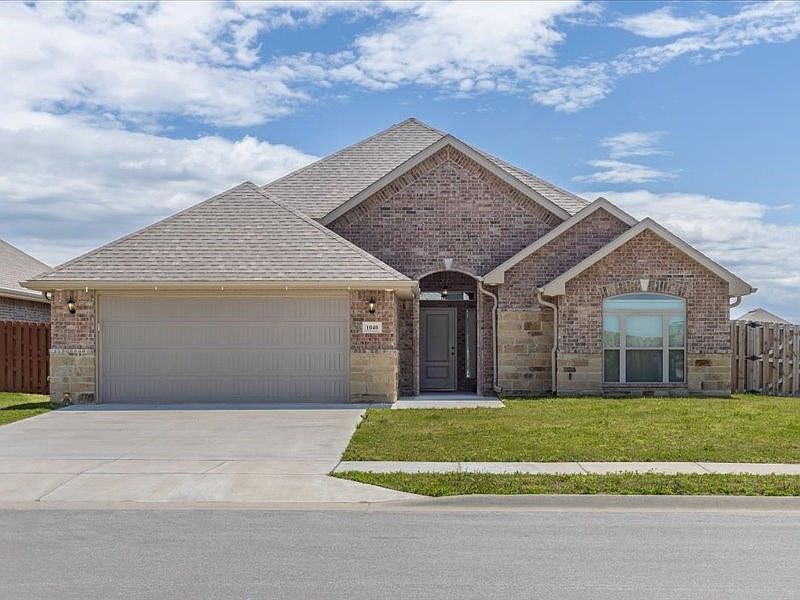 1040 Sundance Ln, Centerton, AR 72712 | MLS #1307493 | Zillow