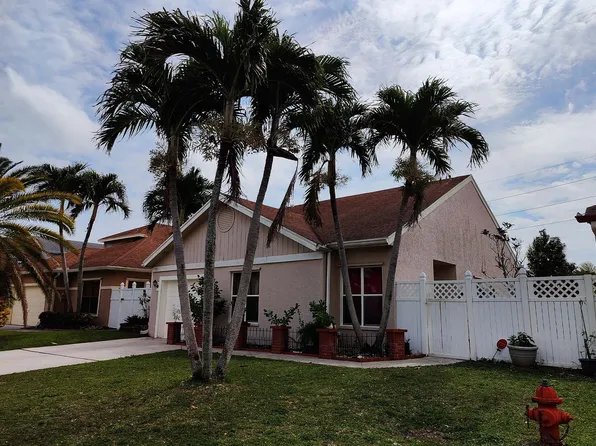 141 Tara Lakes Drive W, Boynton Beach, FL 33436
