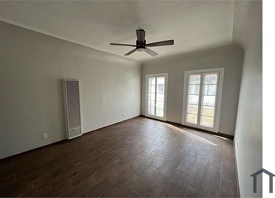 2nd image of 4145 1/2 Garthwaite Ave