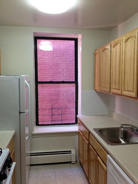 2nd image of 112 Tudor Pl APT 3F
