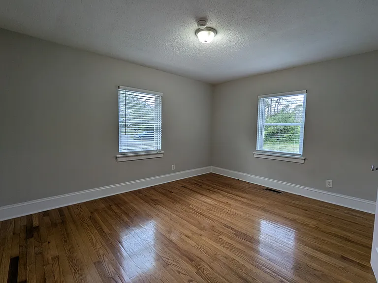406 Mahaley Ave #1 — Photo 15