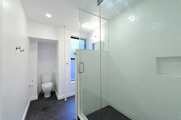 Rented by Aether Property Group | media 22