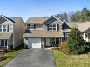 16 Locole Dr, Arden, NC 28704