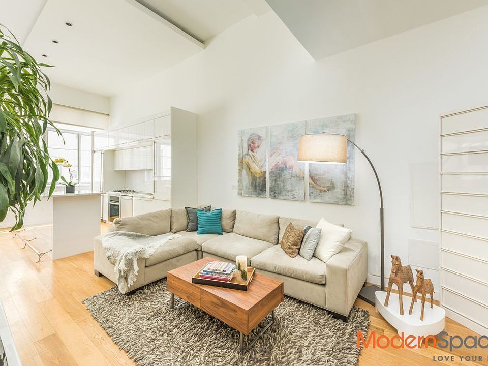 1st image of 27-28 Thomson Ave #438