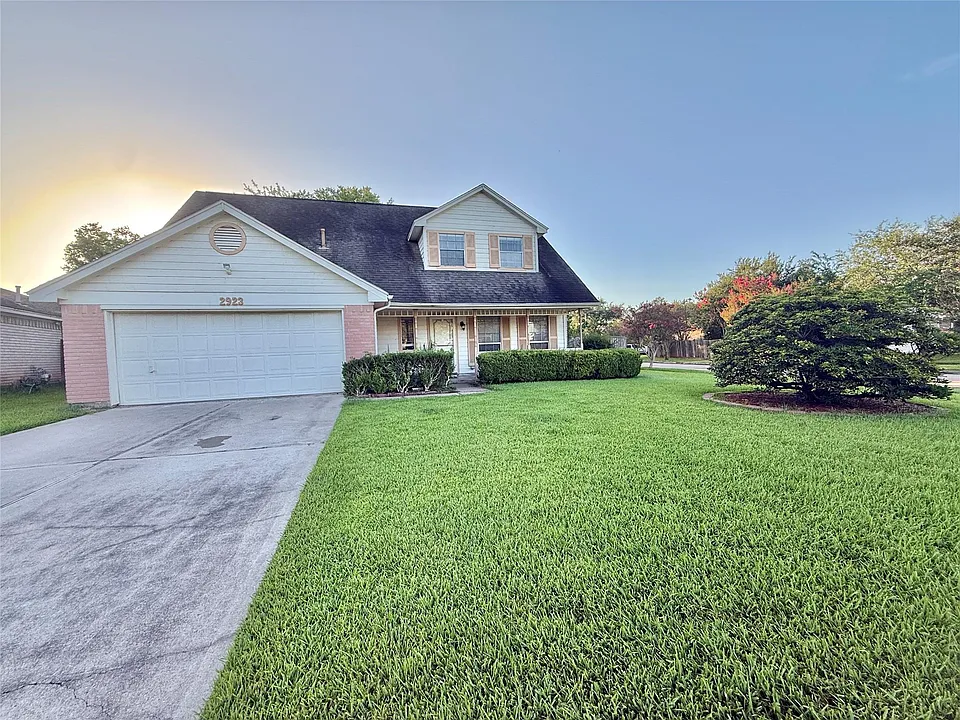 2923 Cottonfield Way