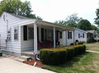 204 W Lakeview Dr, Fairfield, IL 62837