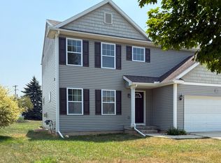 1703 Grovenberg Ct, Vicksburg, MI 49097