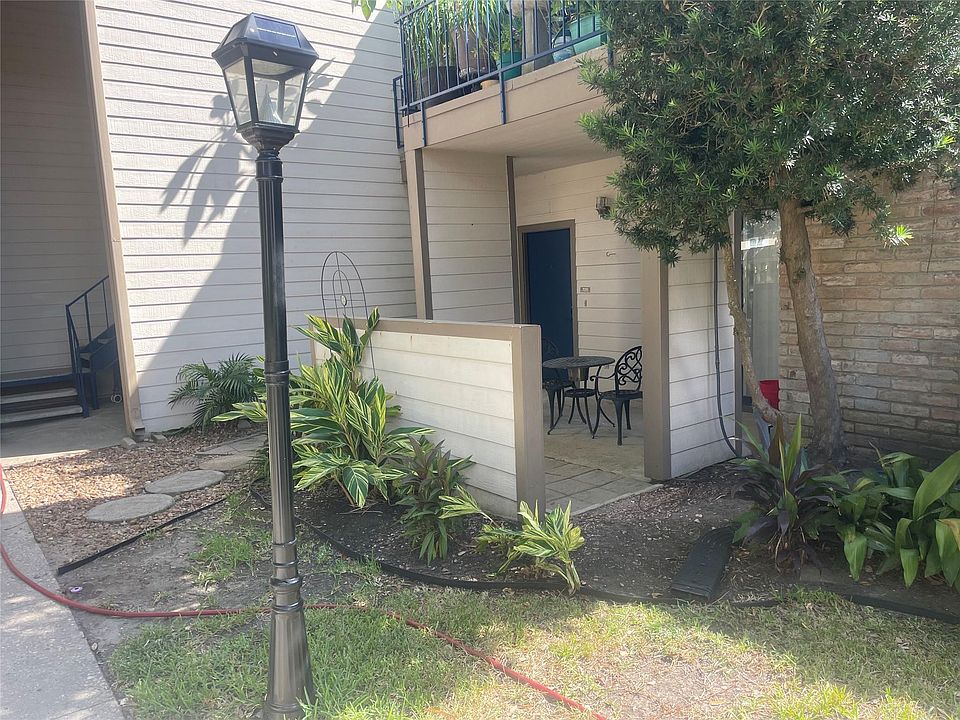 1st image of 7135 N Holiday Dr