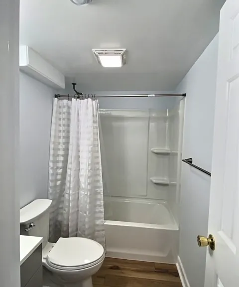 1326 Oak Tree Ln — Photo 10