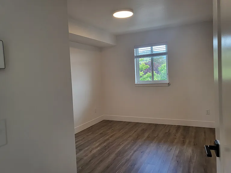 3215 S Russell St #105 — Photo 6