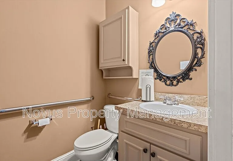 214 Maple St — Photo 24