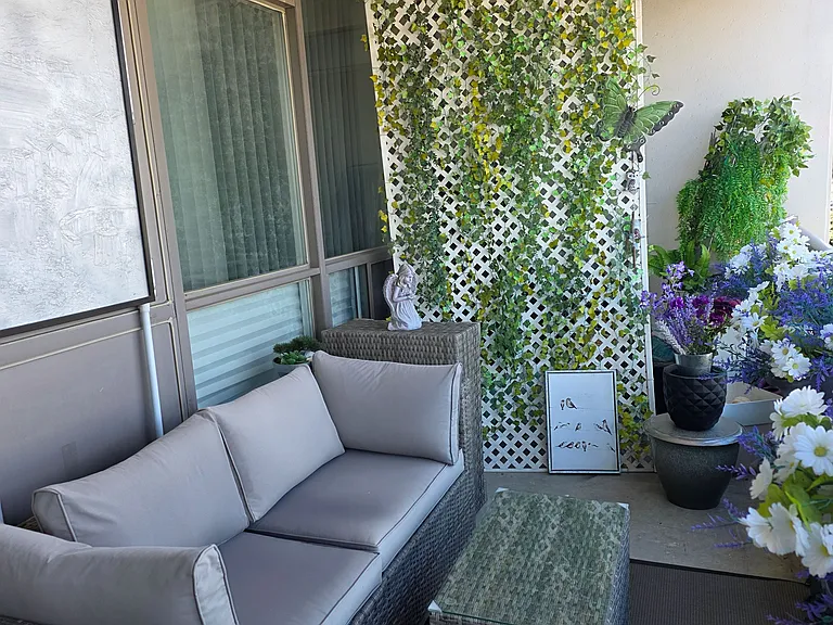 9017 Leslie St #611 — Photo 13