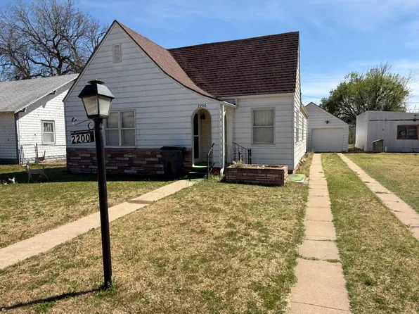 2200 Santa Fe St, Waynoka, OK 73860