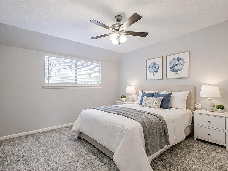 20506 Park Pine Dr — Photo 36