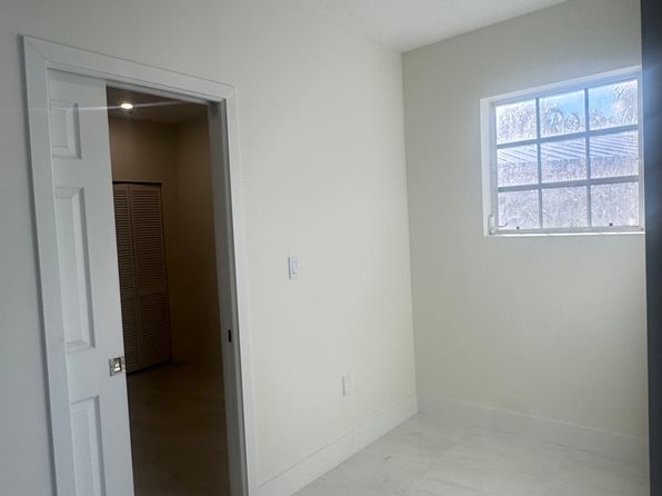 (undisclosed Address)