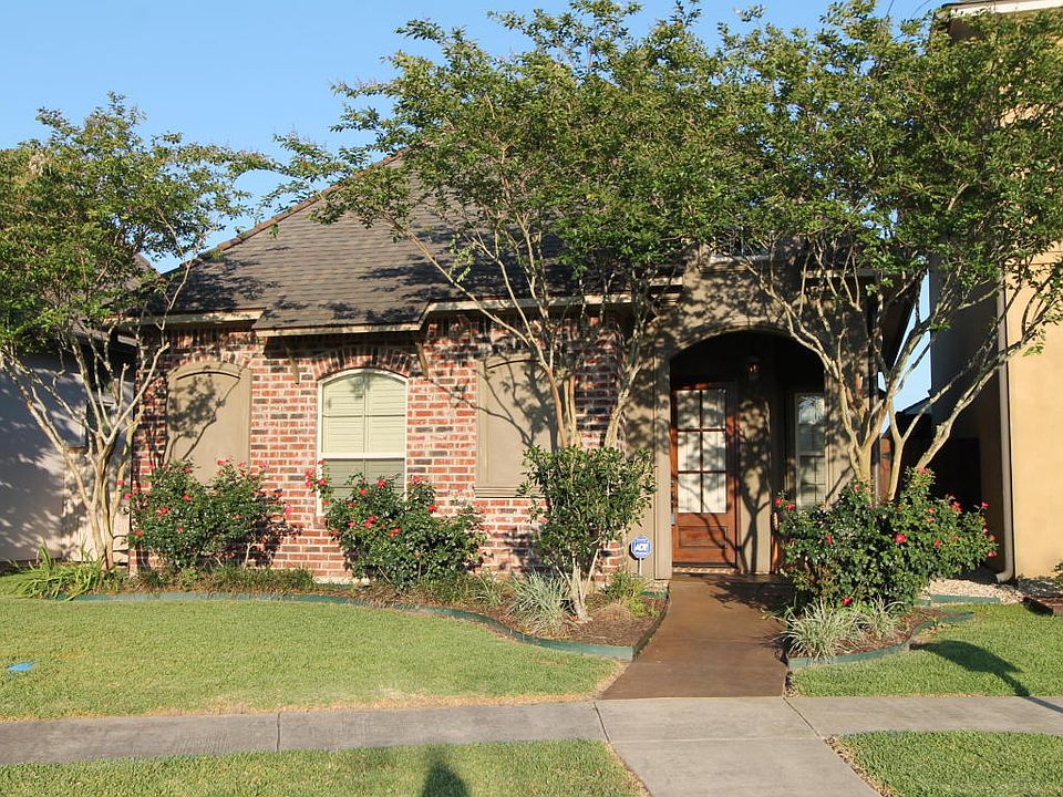 1st image of 106 Brightwood Dr