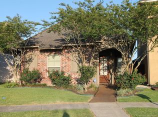 106 Brightwood Dr, Lafayette, LA 70508