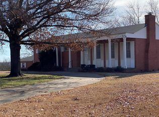 2 E Carriage Rd, Sapulpa, OK 74066