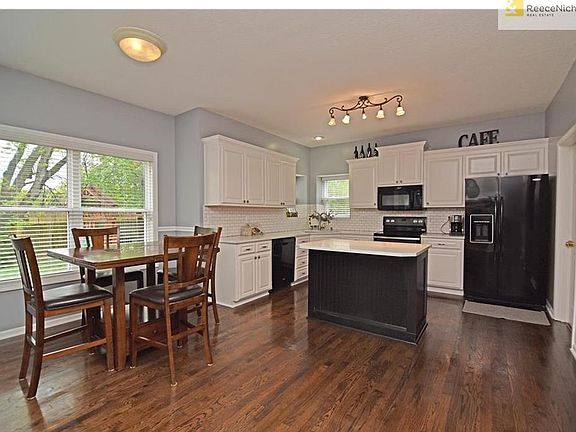 Beautifully refinished hardwoods!