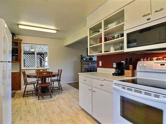 4th image of 9707 Kopachuck Dr NW