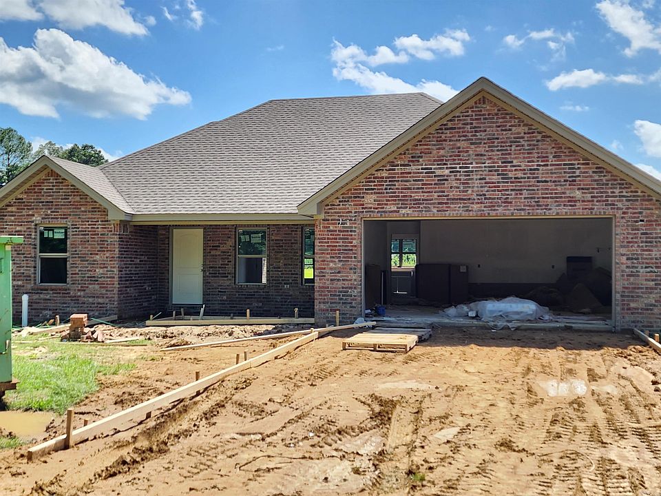 1st image of 308 Walker Rd