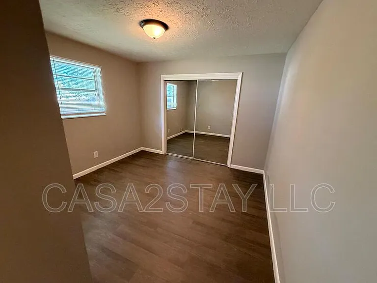 5106 Malibu Ct #32 — Photo 6