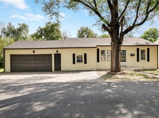 510 SW 12th St, Blue Springs, MO 64015