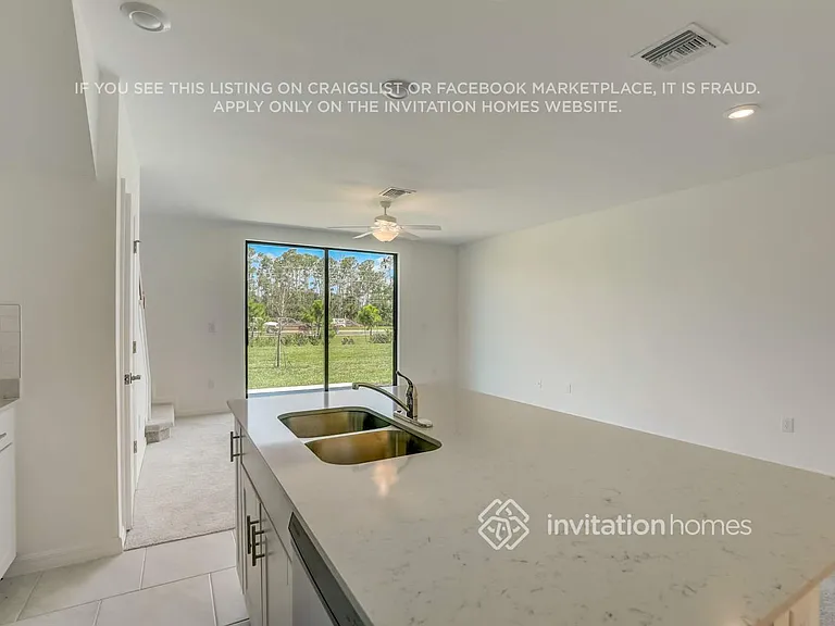 1873 E Landings Way — Photo 7