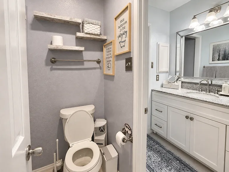 1740 Forest Glen Dr — Photo 24