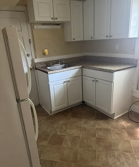 405 N Madison St — Photo 7