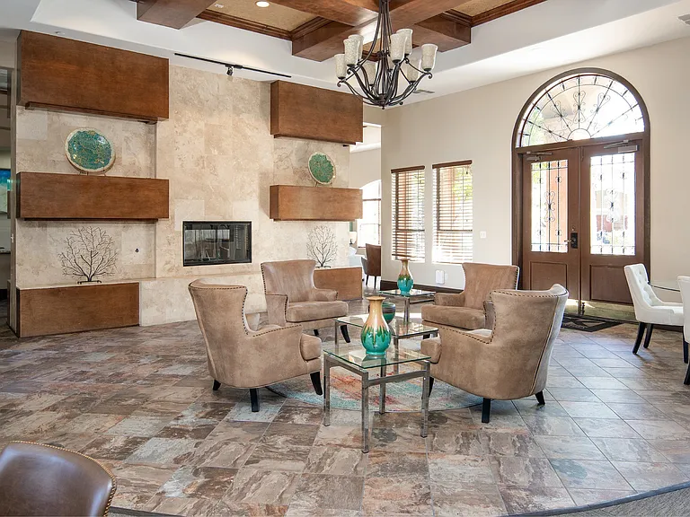 Montecito Pointe Apartments — Photo 37