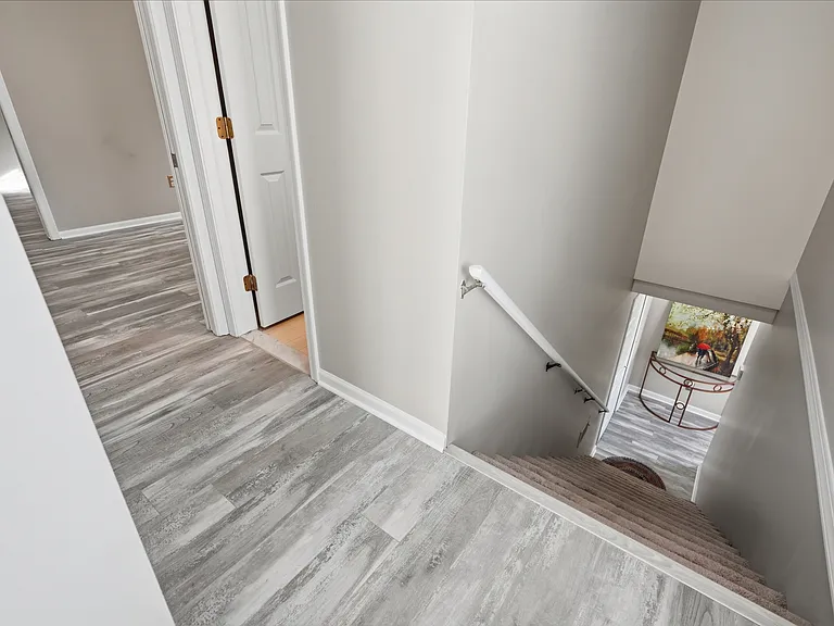 408 Country Club Dr — Photo 12