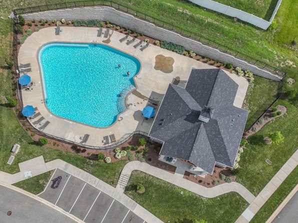 1255 Dutch Peak, Lebanon, TN 37090