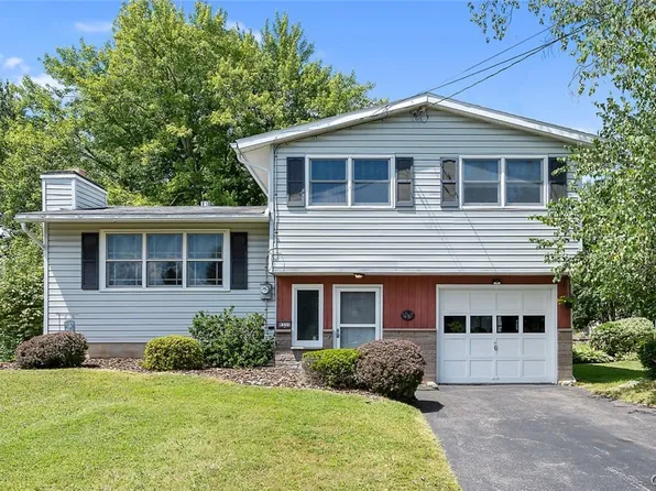 8335 Doreen Ave, Cicero, NY 13039