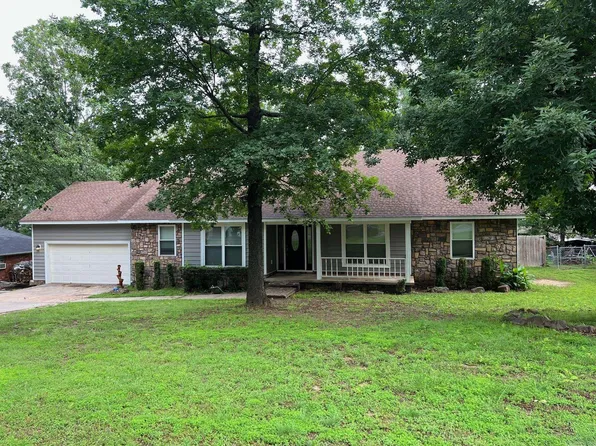 6 Live Oak Ln, Russellville, AR 72802