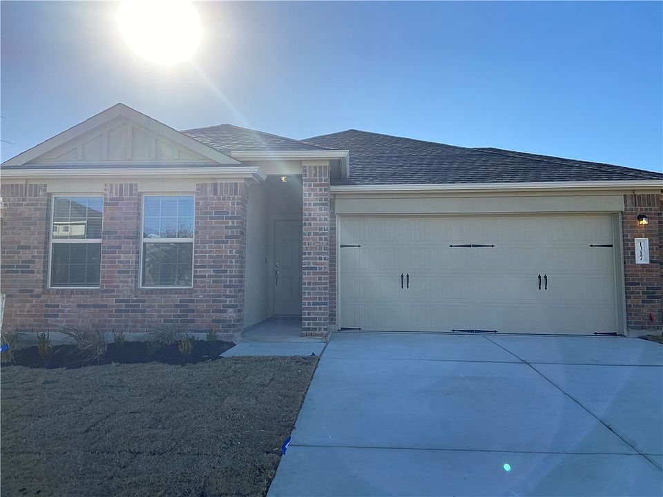 1st image of 1317 Chad Dr
