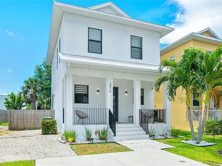 3016 Van Buren Ave — Photo 3