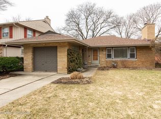 818 S Knight Ave, Park Ridge, IL 60068