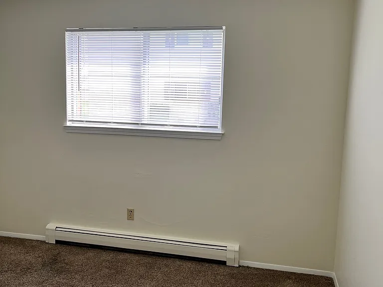 650 E Lincoln Ave — Photo 22