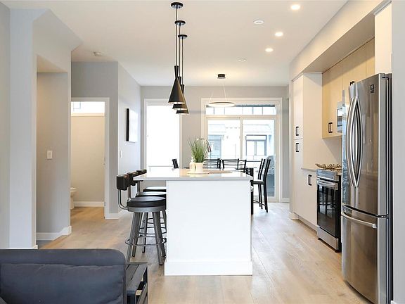 4th image of 1435 Cara Glen Ct #120